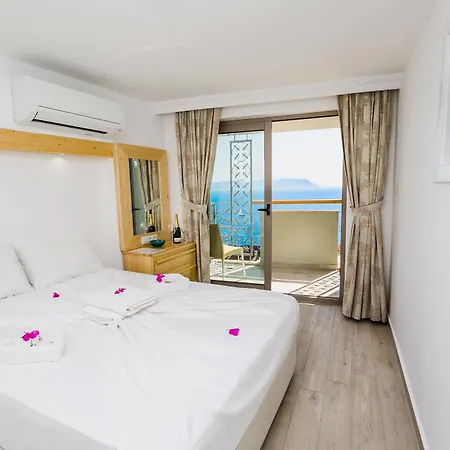 Otel Defne